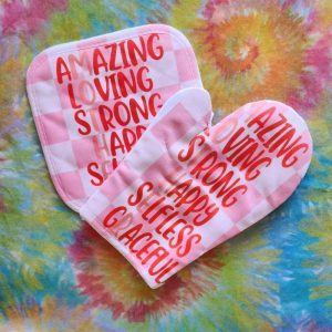 Customized oven mitts and pot holder